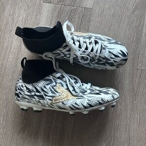 Mitre Strike Men's Soccer Cleats - size 8